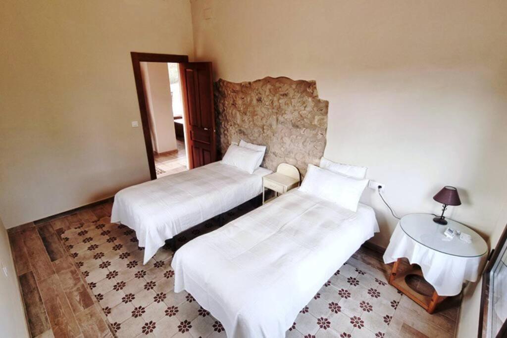 Alojamiento Rural En Aracena. Finca El Rehilete ภายนอก รูปภาพ