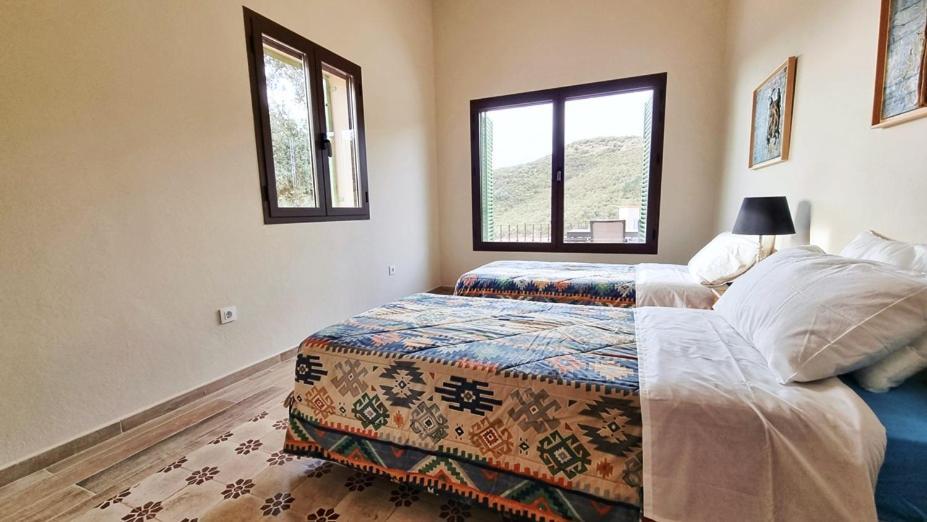 Alojamiento Rural En Aracena. Finca El Rehilete ภายนอก รูปภาพ